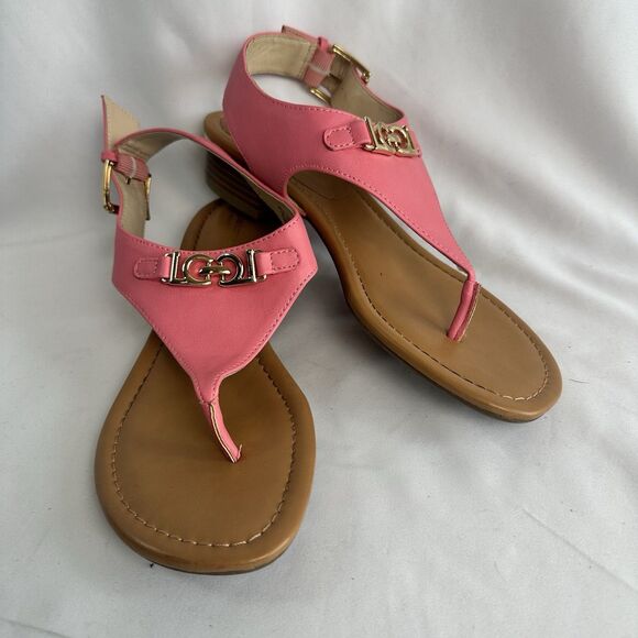 Liz Claiborne Shoes - Women’s Liz Claiborne memory foam thong sandals size 8 Dressy Casual